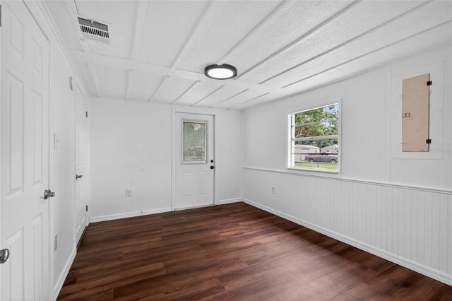 16141 3RD STREET, Umatilla, FL 32784