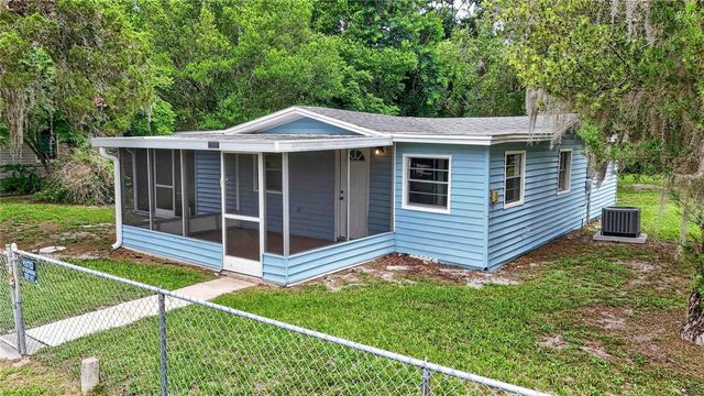 16141 3RD STREET, Umatilla, FL 32784