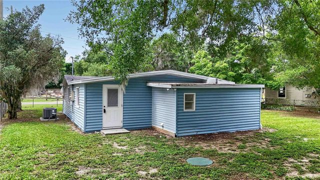 16141 3RD STREET, Umatilla, FL 32784