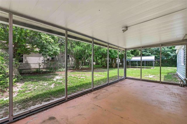16141 3RD STREET, Umatilla, FL 32784