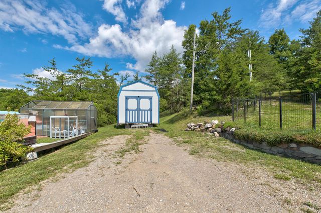 125 Wild Ridge Road, Morehead, KY 40351