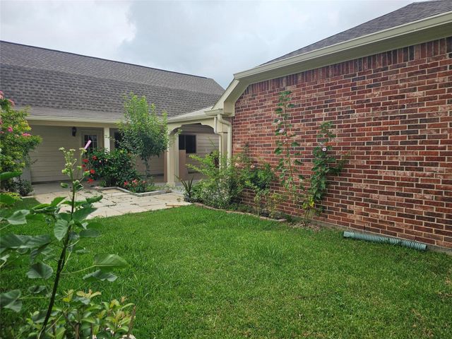 6530 Falcon Ridge, Manvel, TX 77578