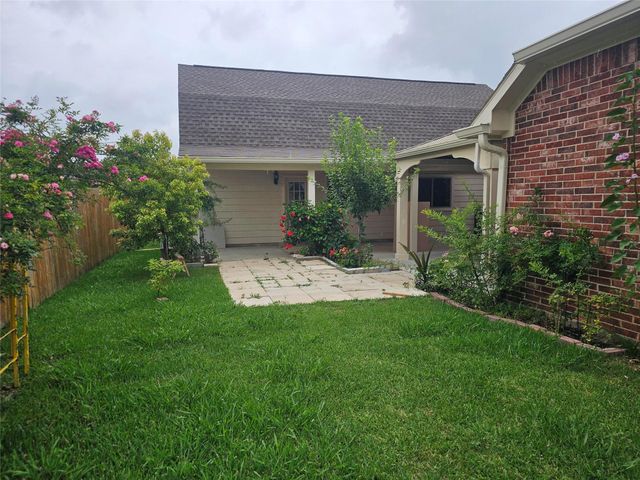 6530 Falcon Ridge, Manvel, TX 77578