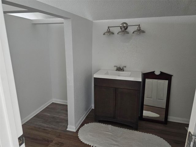 6530 Falcon Ridge, Manvel, TX 77578