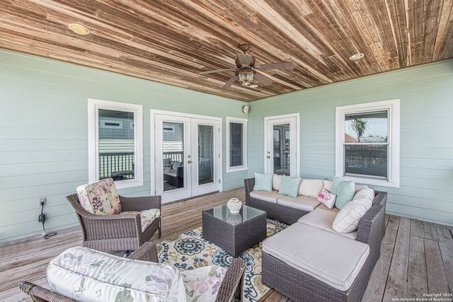 474 Bayside, Port Aransas, TX 78373