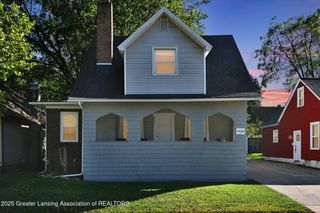 1408 E Oakland Avenue, Lansing, MI 48906