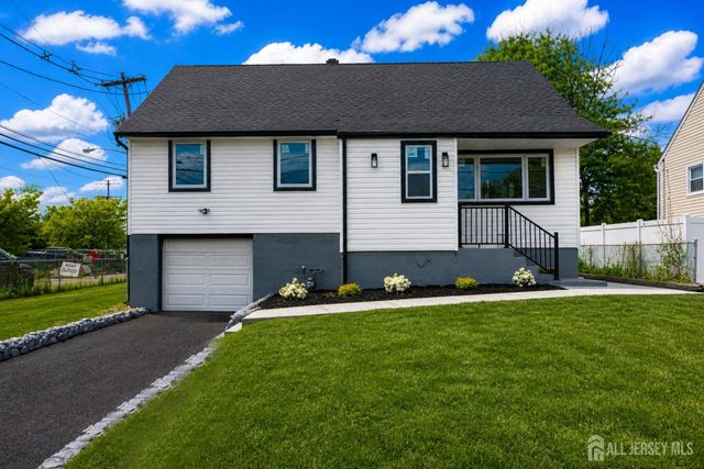 25 Menlo Avenue, Menlo Park Terrace, NJ 08840