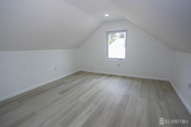 25 Menlo Avenue, Menlo Park Terrace, NJ 08840