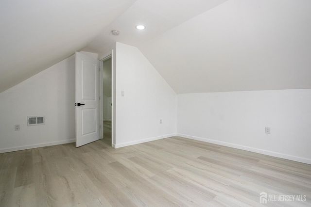 25 Menlo Avenue, Menlo Park Terrace, NJ 08840