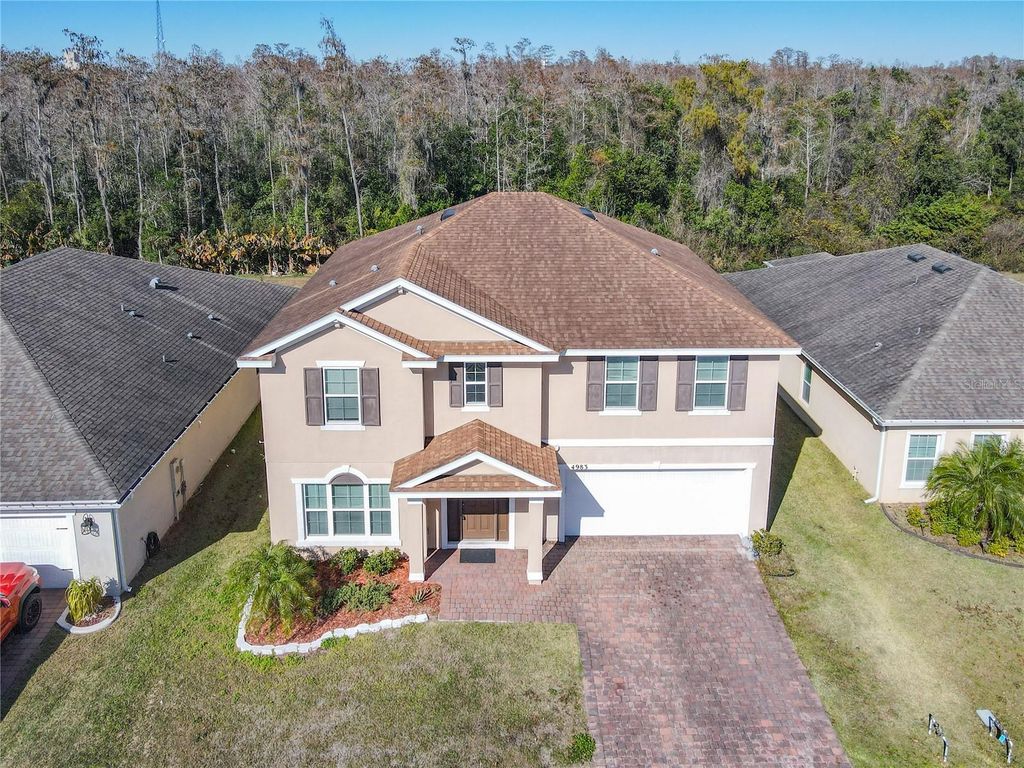 Image 2 of property listing at 4983 LONDON CREEK PLACE, Kissimmee, FL 34758