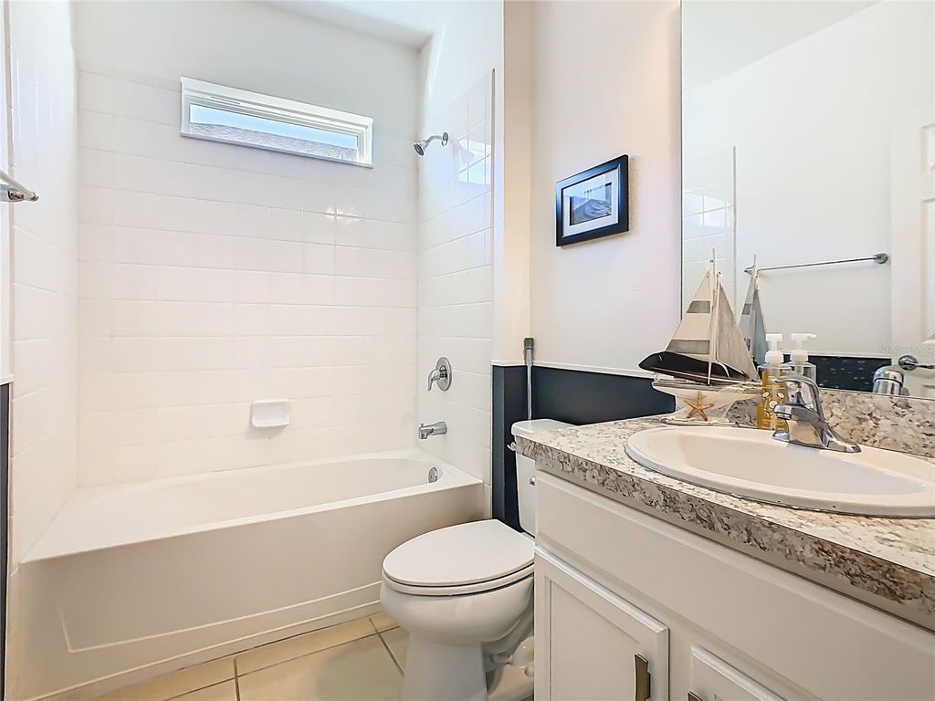 Image 30 of property listing at 4983 LONDON CREEK PLACE, Kissimmee, FL 34758