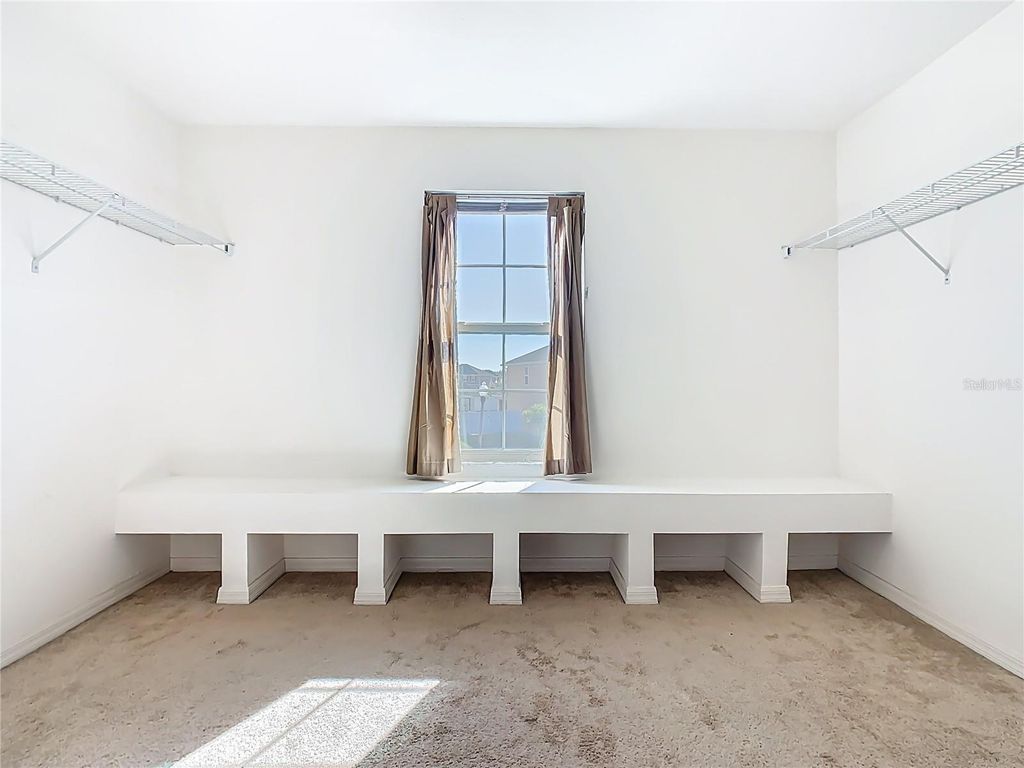 Image 47 of property listing at 4983 LONDON CREEK PLACE, Kissimmee, FL 34758