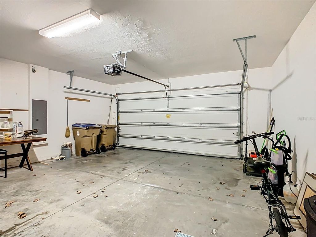 Image 51 of property listing at 4983 LONDON CREEK PLACE, Kissimmee, FL 34758