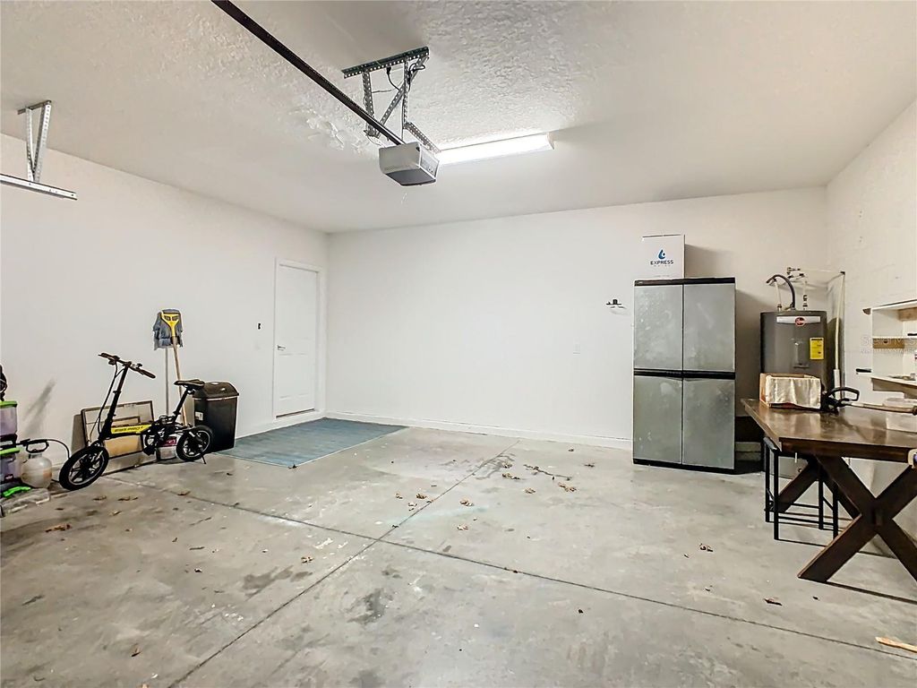 Image 52 of property listing at 4983 LONDON CREEK PLACE, Kissimmee, FL 34758