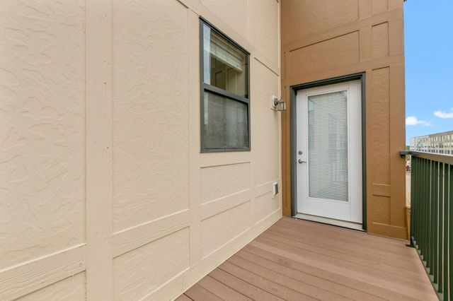 1155 Ford Road 402, Saint Louis Park, MN 55426