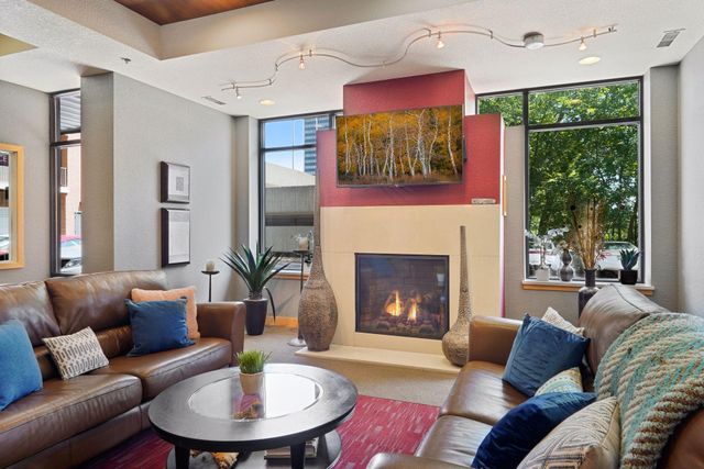 1155 Ford Road 402, Saint Louis Park, MN 55426