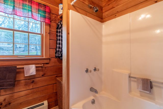 100 Derby Gore Road, Derby, VT 05829