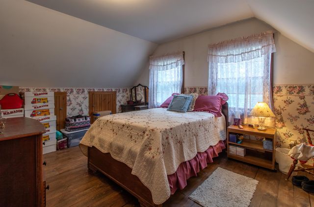 100 Derby Gore Road, Derby, VT 05829
