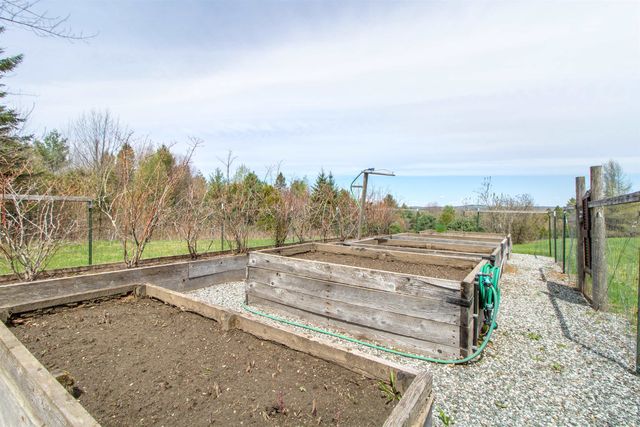 100 Derby Gore Road, Derby, VT 05829