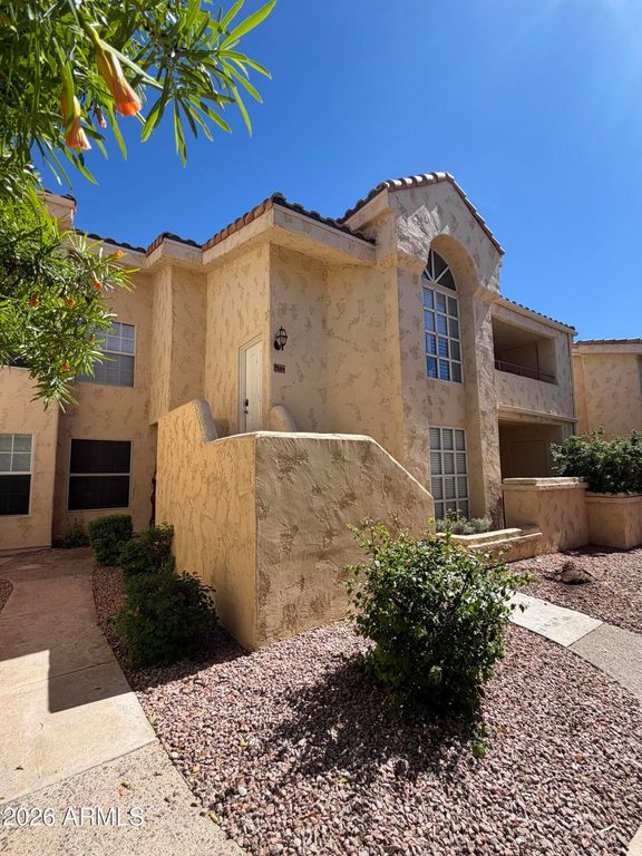 1333 E MORTEN Avenue 124, Phoenix, AZ 85020