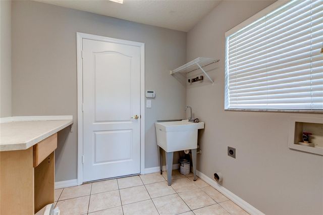 18829 MAISONS DRIVE, Lutz, FL 33558