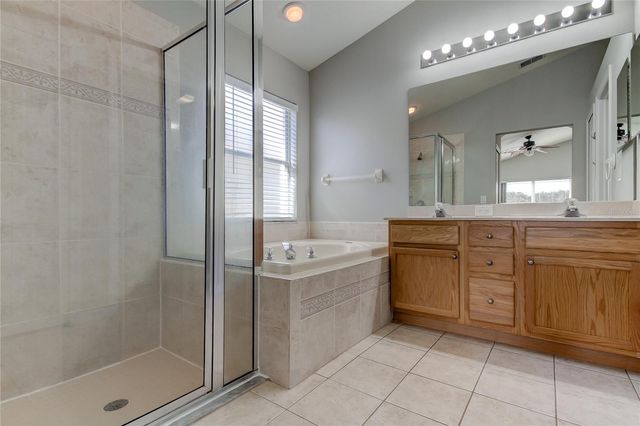 18829 MAISONS DRIVE, Lutz, FL 33558