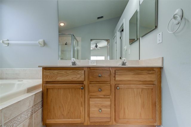 18829 MAISONS DRIVE, Lutz, FL 33558