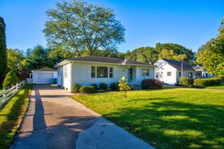 530 Fleser Court, Spring Lake, MI 49456