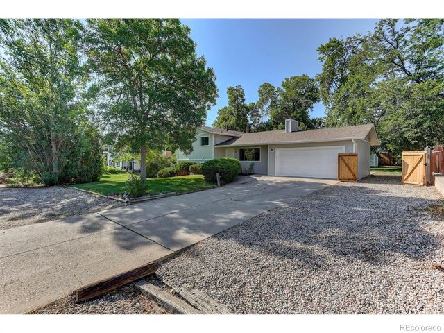 321 Diamond Drive, Fort Collins, CO 80525