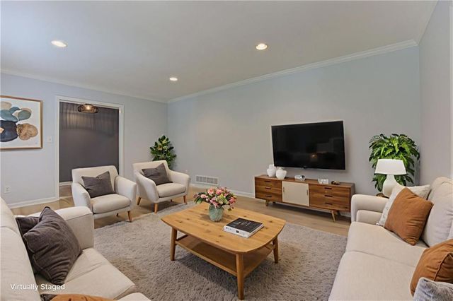 7350 Hunters Branch Drive, Atlanta, GA 30328