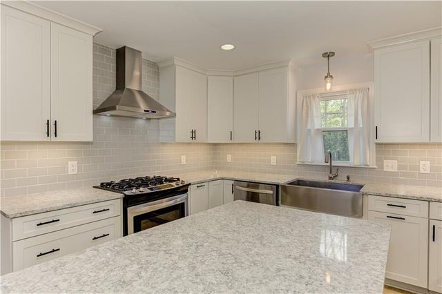 7350 Hunters Branch Drive, Atlanta, GA 30328