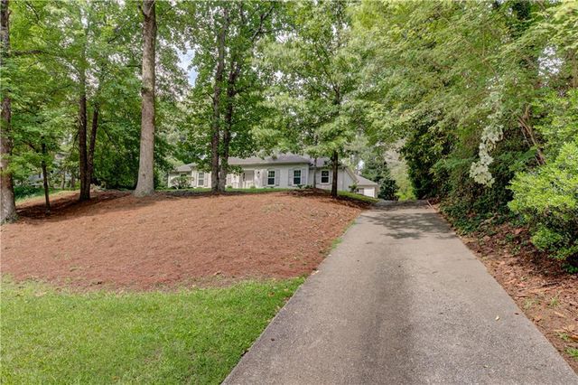 7350 Hunters Branch Drive, Atlanta, GA 30328