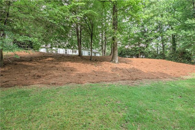 7350 Hunters Branch Drive, Atlanta, GA 30328