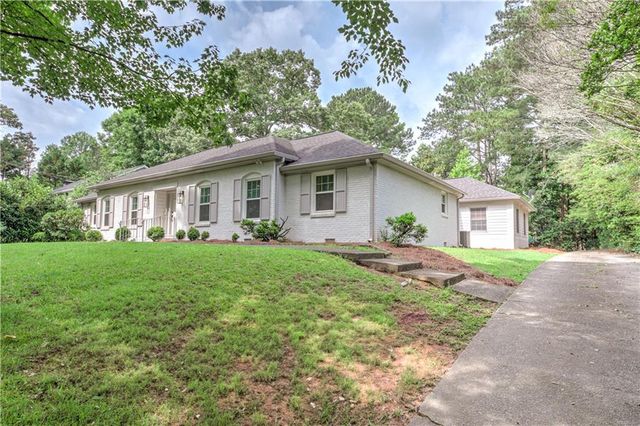 7350 Hunters Branch Drive, Atlanta, GA 30328