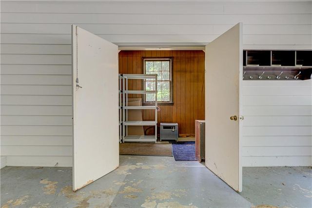 7350 Hunters Branch Drive, Atlanta, GA 30328