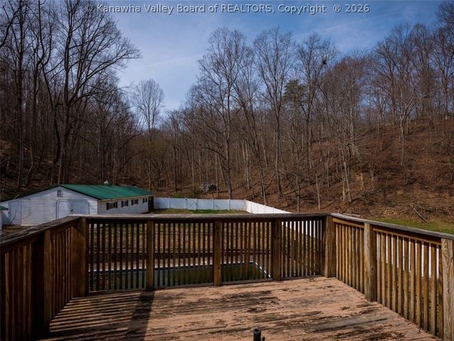 430 FALLS CREEK Road, Tornado, WV 25177