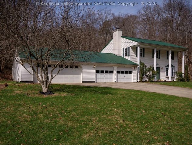 430 FALLS CREEK Road, Tornado, WV 25177