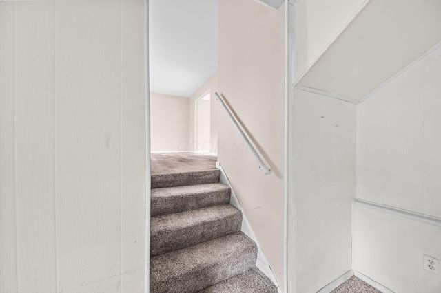 3139 Kingswood Drive, Grove City, OH 43123