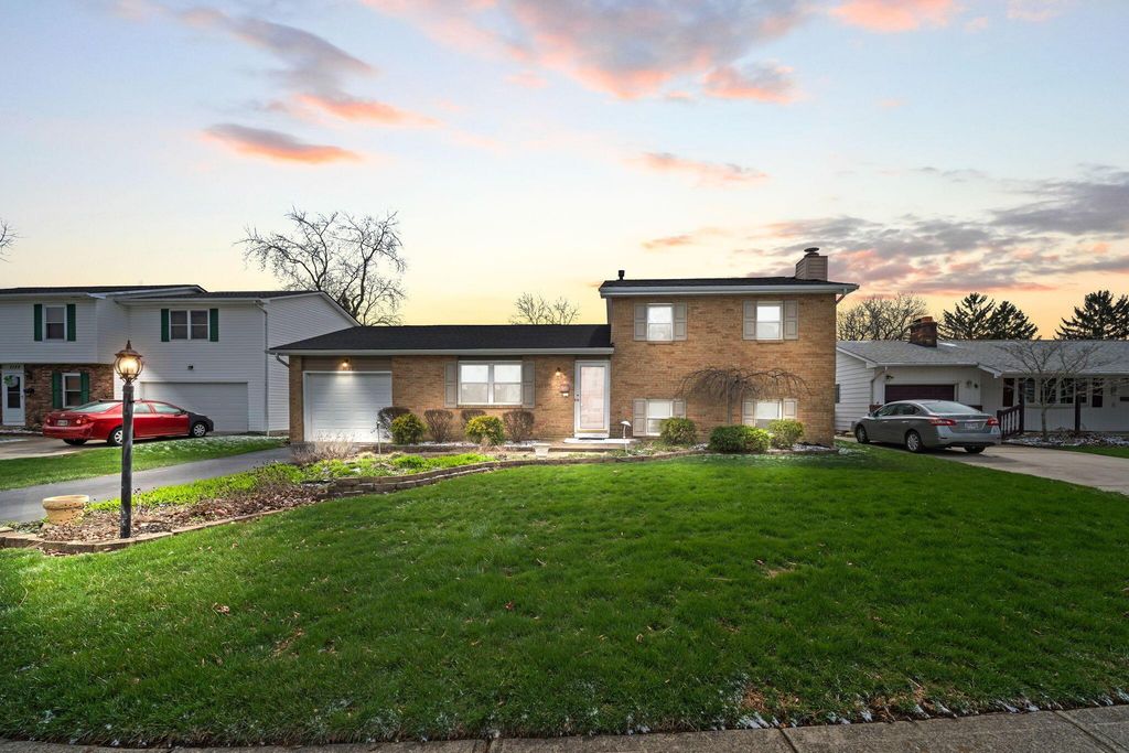 3139 Kingswood Drive, Grove City, OH 43123