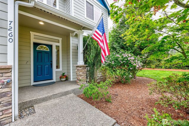 7260 Alpenview Place NW, Seabeck, WA 98380