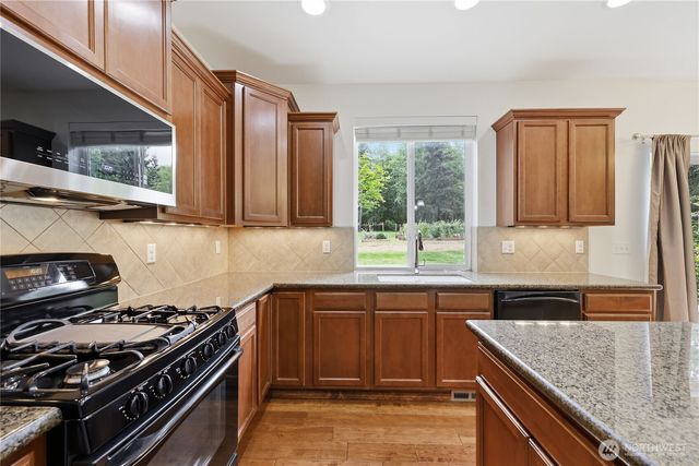 7260 Alpenview Place NW, Seabeck, WA 98380