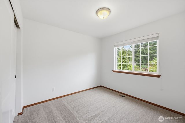 7260 Alpenview Place NW, Seabeck, WA 98380