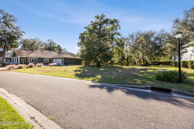 28056 GRANDVIEW Manor, Yulee, FL 32097