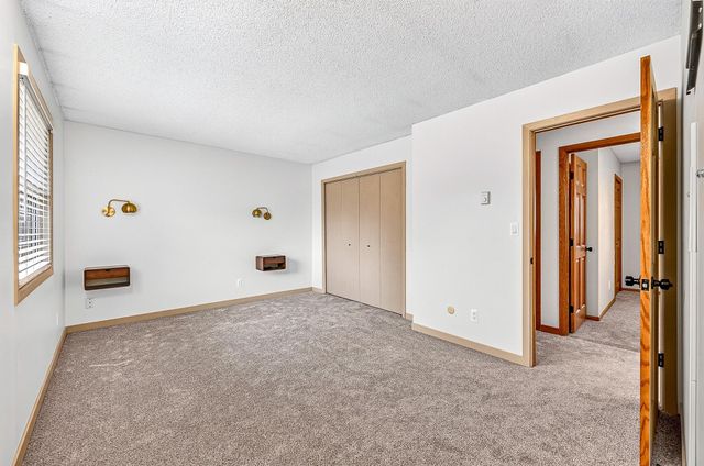 233 Sitka Street, Duluth, MN 55811