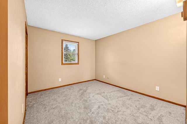 233 Sitka Street, Duluth, MN 55811