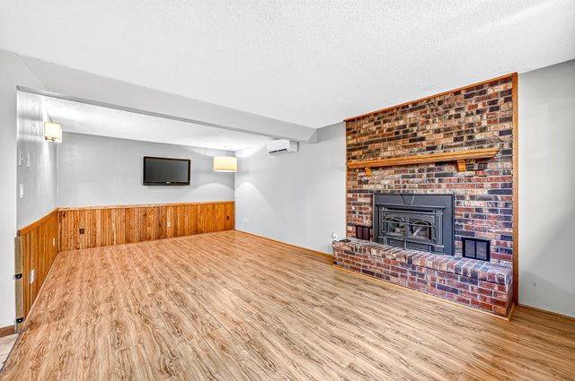 233 Sitka Street, Duluth, MN 55811