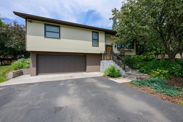 233 Sitka Street, Duluth, MN 55811