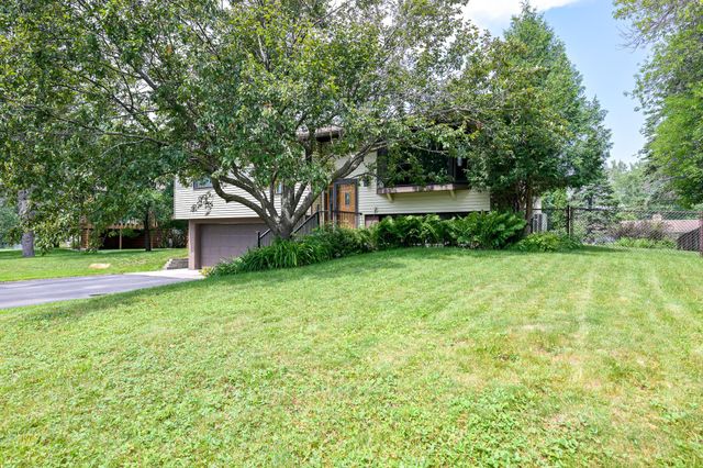 233 Sitka Street, Duluth, MN 55811