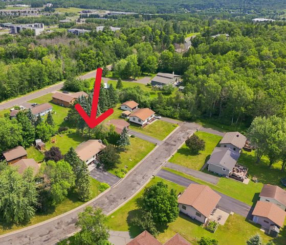 233 Sitka Street, Duluth, MN 55811