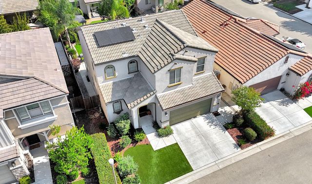 1579 Medellin Lane, Clovis, CA 93619